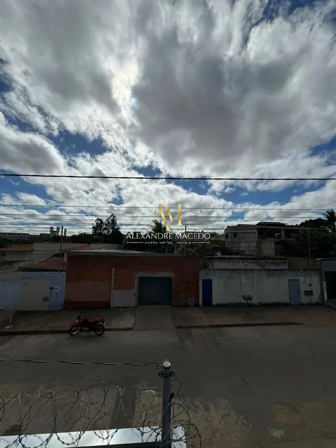 Foto 8 de Sobrado com 2 quartos à venda, 90m2 em Montes Claros - MG