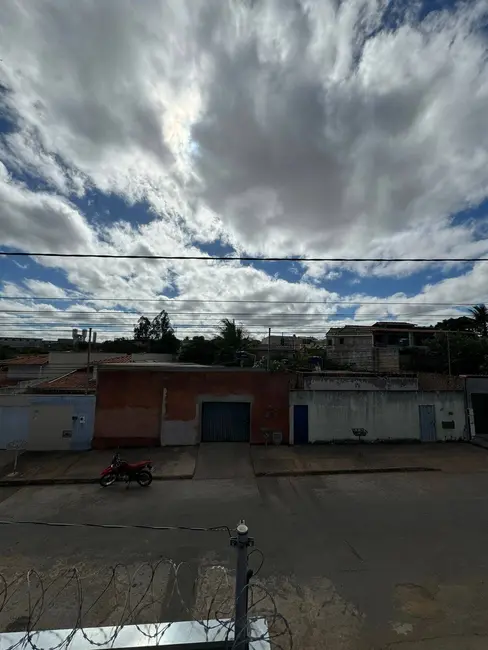 Foto 8 de Sobrado com 2 quartos à venda, 90m2 em Montes Claros - MG