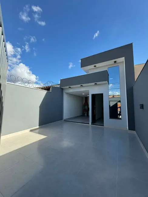 Foto 2 de Casa com 2 quartos à venda, 138m2 em Alcides Rabelo, Montes Claros - MG