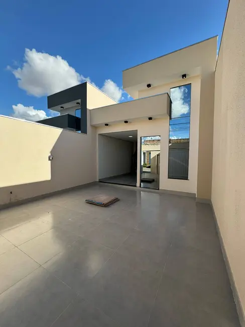 Foto 2 de Casa com 3 quartos à venda, 138m2 em Alcides Rabelo, Montes Claros - MG