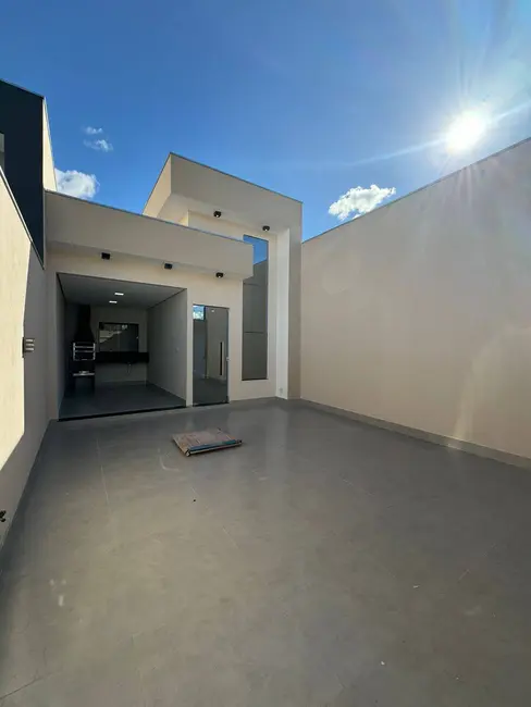 Foto 1 de Casa com 3 quartos à venda, 138m2 em Alcides Rabelo, Montes Claros - MG