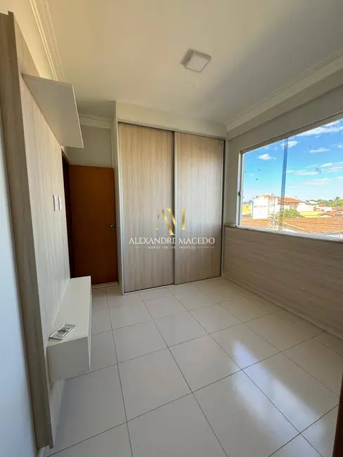 Apartamento com 3 quartos à venda, 102m2 em Planalto, Montes Claros - MG - imagem 6 Foto 6 de Apartamento com 3 quartos à venda, 102m2 em Planalto, Montes Claros - MG