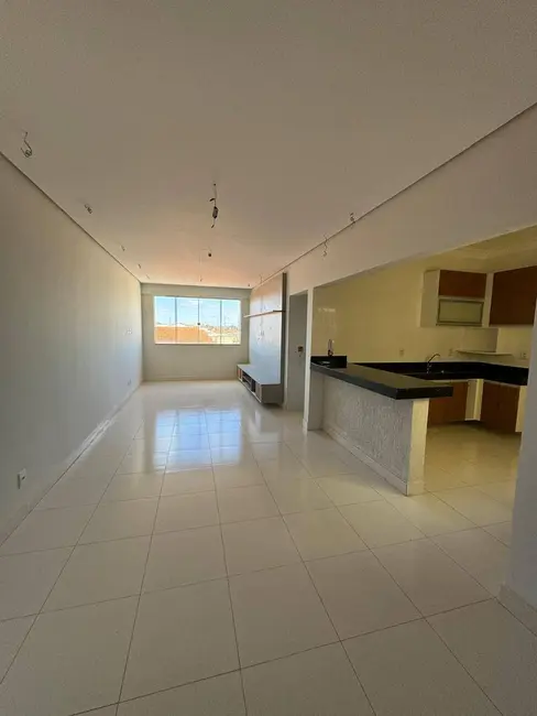 Foto 1 de Apartamento com 3 quartos à venda, 102m2 em Planalto, Montes Claros - MG