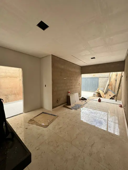 Foto 2 de Casa com 2 quartos à venda, 108m2 em Montes Claros - MG