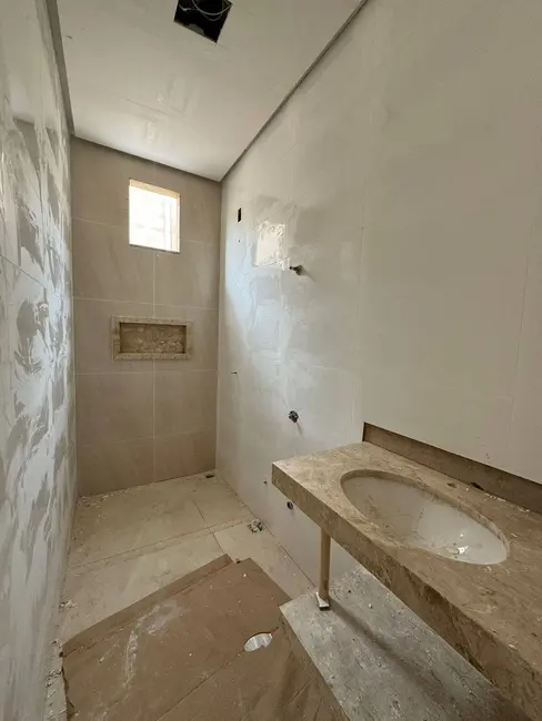 Foto 3 de Casa com 2 quartos à venda, 108m2 em Montes Claros - MG