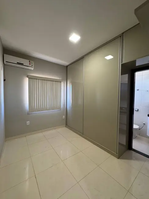 Foto 6 de Casa com 3 quartos à venda em Belvedere, Montes Claros - MG