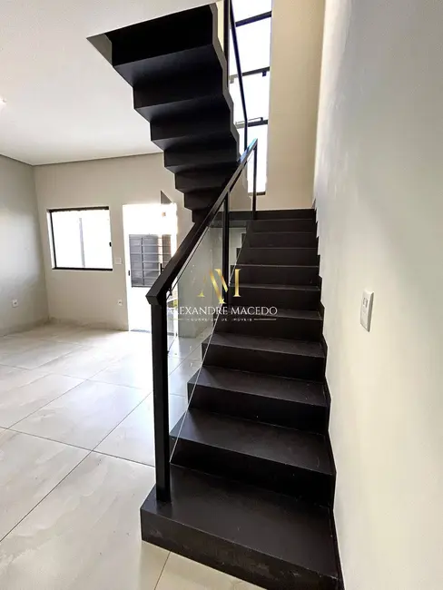 Foto 7 de Sobrado com 3 quartos à venda, 120m2 em Alice Maia, Montes Claros - MG