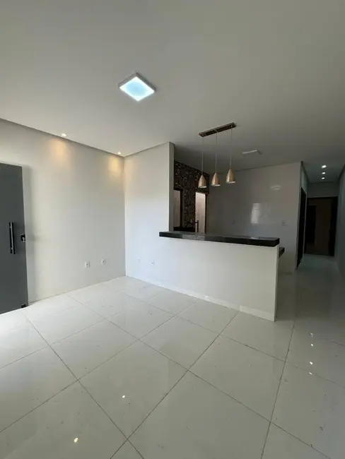 Foto 3 de Casa com 3 quartos à venda, 125m2 em Alcides Rabelo, Montes Claros - MG