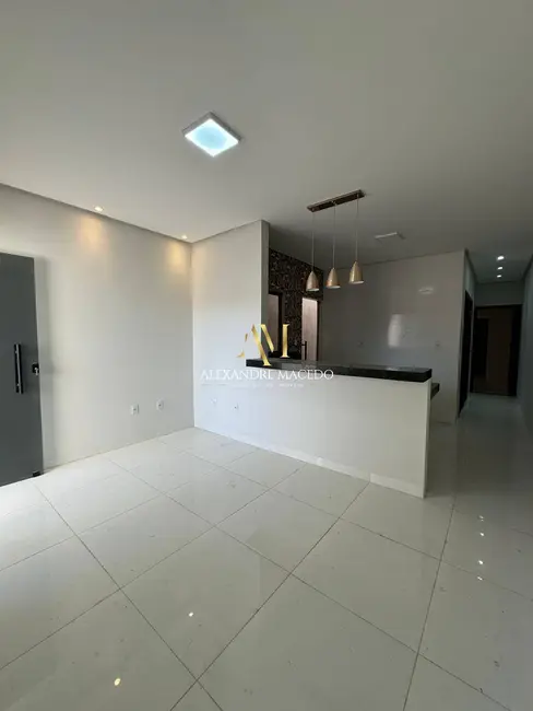 Foto 3 de Casa com 3 quartos à venda, 125m2 em Alcides Rabelo, Montes Claros - MG