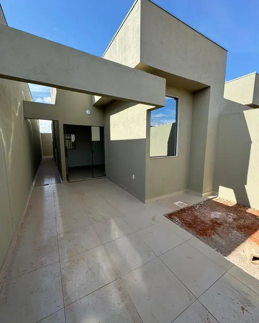 Casa com 2 quartos à venda, 90m2 em Montes Claros - MG - imagem 1 Foto 1 de Casa com 2 quartos à venda, 90m2 em Montes Claros - MG