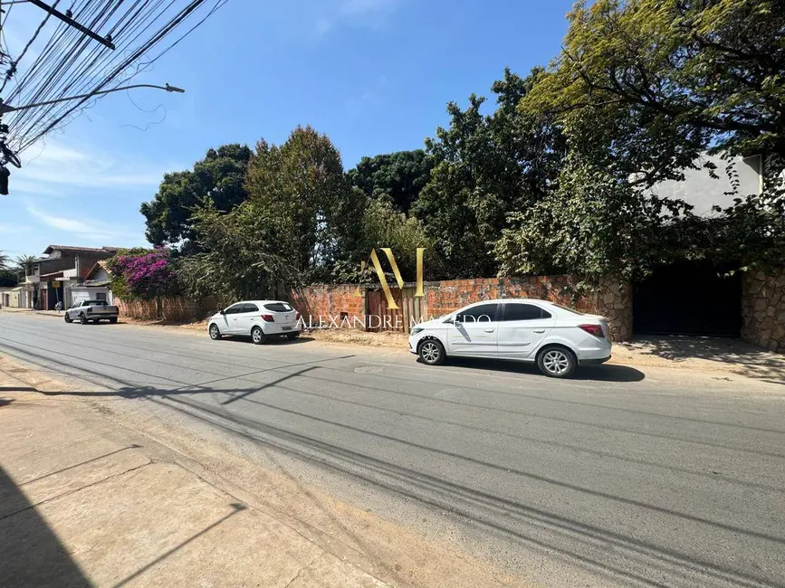 Terreno / Lote à venda, 992m2 em Vila Exposição, Montes Claros - MG - imagem 3 Foto 3 de Terreno / Lote à venda, 992m2 em Vila Exposição, Montes Claros - MG