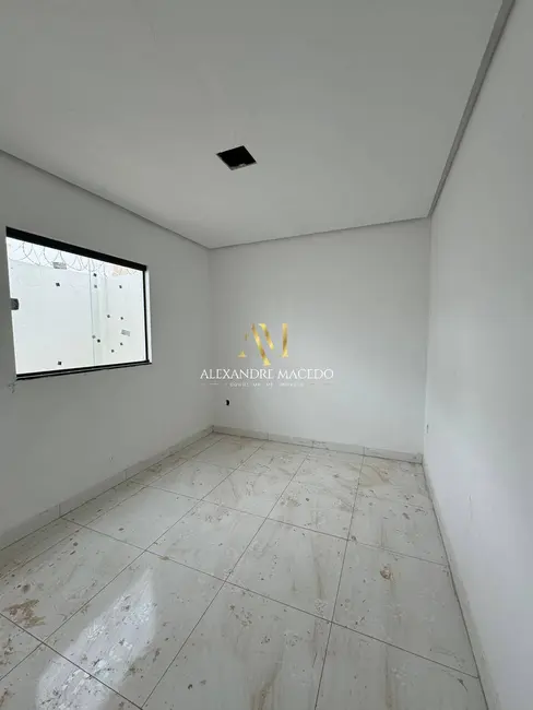 Foto 5 de Casa com 3 quartos à venda, 100m2 em Montes Claros - MG