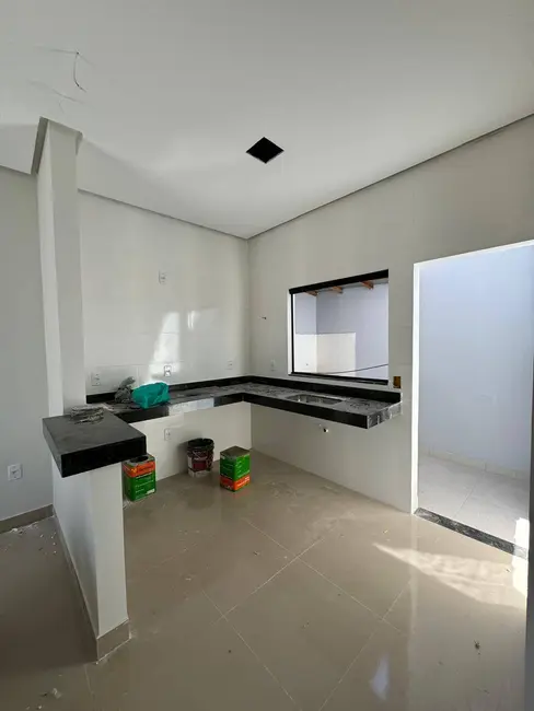 Foto 2 de Casa com 2 quartos à venda, 90m2 em Jardim Olímpico, Montes Claros - MG