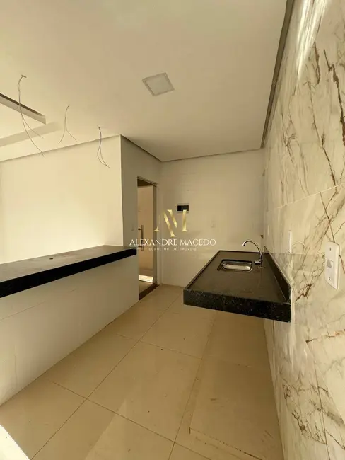 Foto 6 de Casa com 2 quartos à venda, 100m2 em Delfino Magalhães, Montes Claros - MG