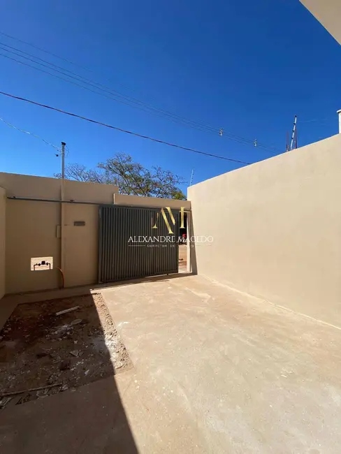 Foto 9 de Casa com 2 quartos à venda, 100m2 em Delfino Magalhães, Montes Claros - MG