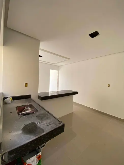 Foto 8 de Casa com 2 quartos à venda, 100m2 em Delfino Magalhães, Montes Claros - MG