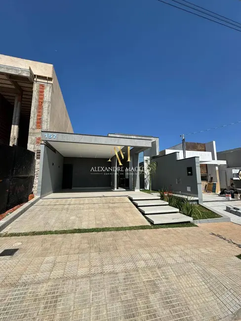 Foto 3 de Casa de Condomínio com 3 quartos à venda, 200m2 em Montes Claros - MG