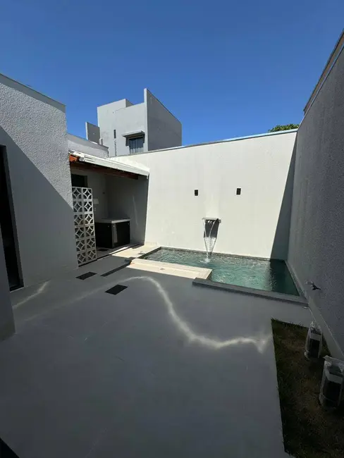 Foto 6 de Casa de Condomínio com 3 quartos à venda, 200m2 em Montes Claros - MG