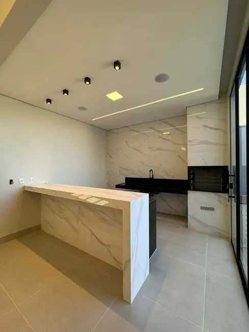 Foto 8 de Casa de Condomínio com 3 quartos à venda, 200m2 em Montes Claros - MG