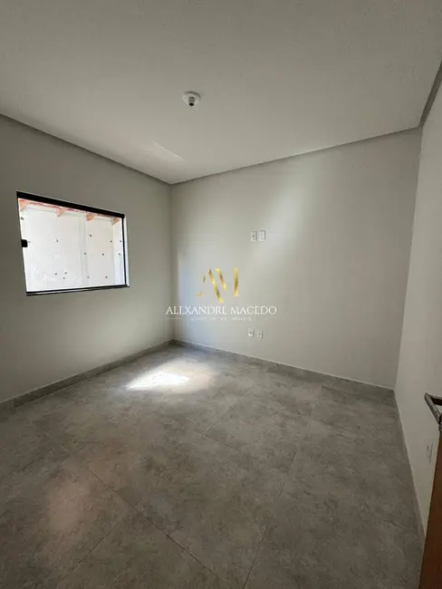 Foto 5 de Casa com 2 quartos à venda, 90m2 em Independência, Montes Claros - MG