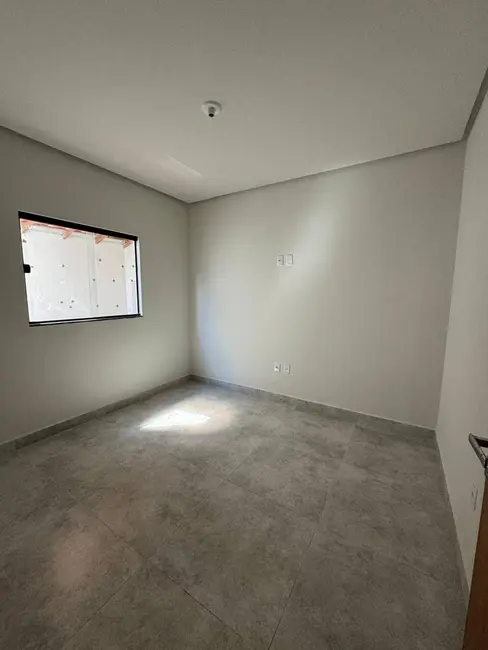 Foto 5 de Casa com 2 quartos à venda, 90m2 em Independência, Montes Claros - MG