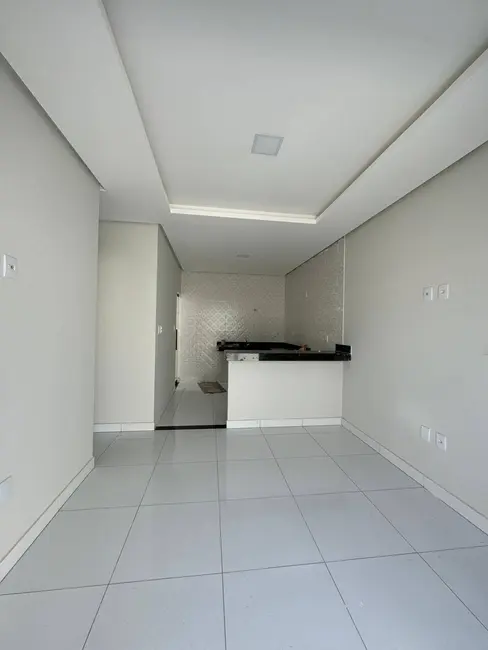 Foto 6 de Casa com 2 quartos à venda, 90m2 em Novo Delfino, Montes Claros - MG
