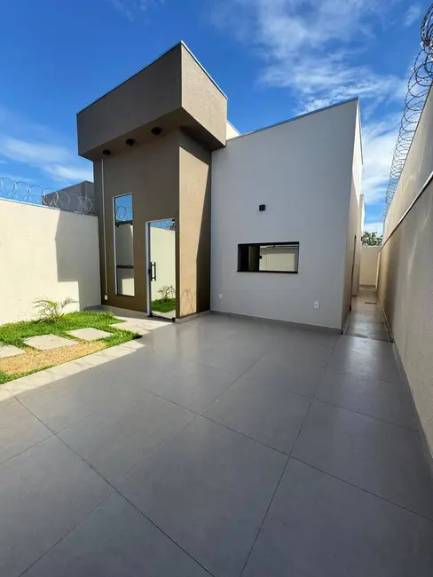 Foto 3 de Casa com 3 quartos à venda, 126m2 em Independência, Montes Claros - MG