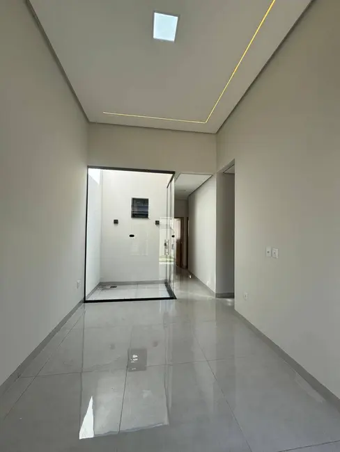 Foto 5 de Casa com 3 quartos à venda, 126m2 em Independência, Montes Claros - MG