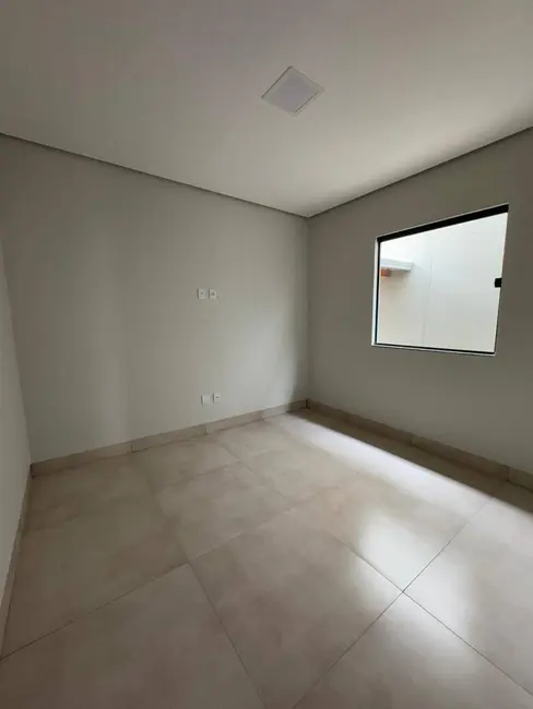 Foto 3 de Casa com 2 quartos à venda, 100m2 em Residencial Sul Ipês, Montes Claros - MG