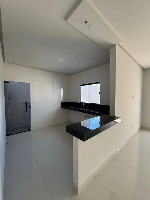 Foto 9 de Casa com 3 quartos à venda em Montes Claros - MG