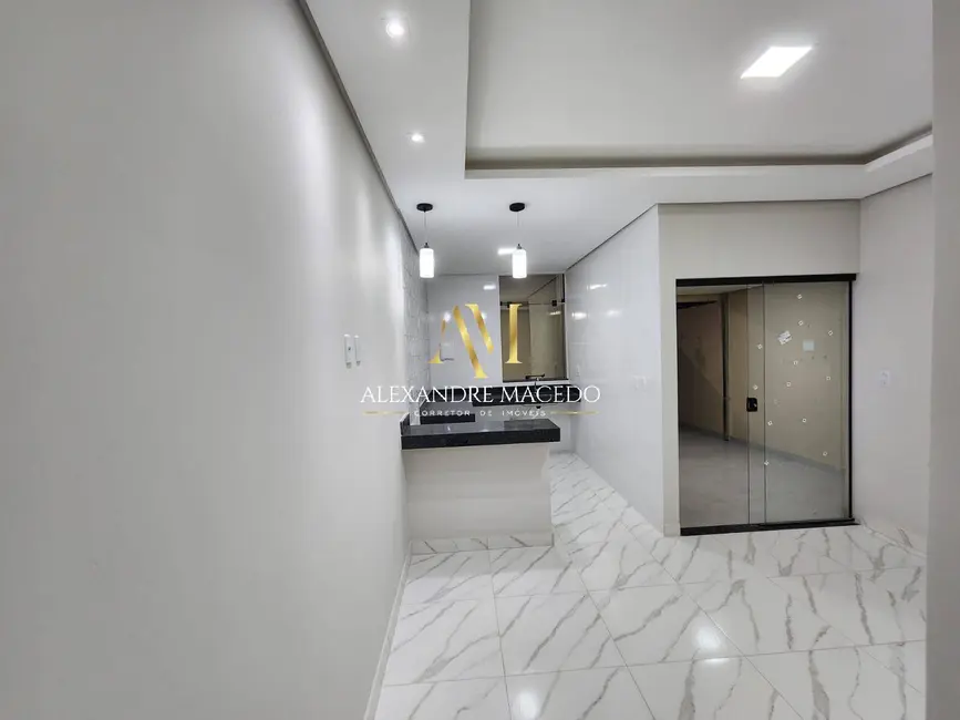 Foto 4 de Casa com 2 quartos à venda, 90m2 em Jardim Olímpico, Montes Claros - MG