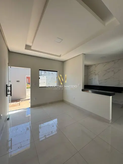 Casa com 3 quartos à venda, 60m2 em Montes Claros - MG - imagem 1 Foto 1 de Casa com 3 quartos à venda, 60m2 em Montes Claros - MG