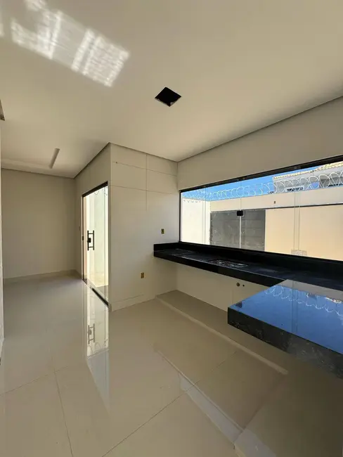 Casa com 3 quartos à venda, 126m2 em Montes Claros - MG - imagem 8 Foto 8 de Casa com 3 quartos à venda, 126m2 em Montes Claros - MG