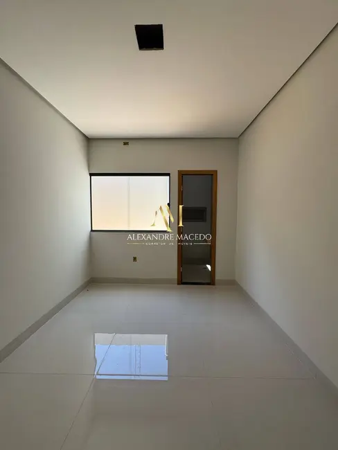 Foto 7 de Casa com 3 quartos à venda, 126m2 em Montes Claros - MG