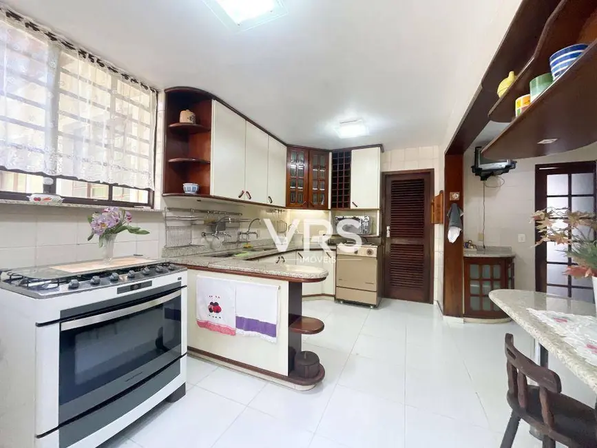 Foto 7 de Casa com 8 quartos à venda, 2343m2 em Pimenteiras, Teresopolis - RJ