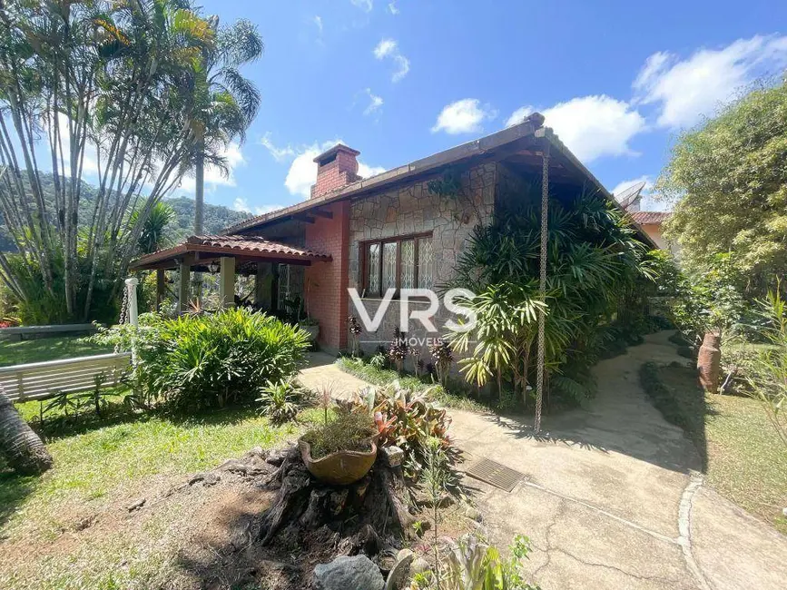 Foto 1 de Casa com 8 quartos à venda, 2343m2 em Pimenteiras, Teresopolis - RJ