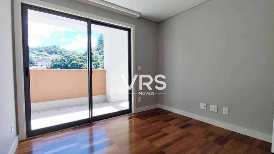 Cobertura com 3 quartos à venda, 208m2 em Agriões, Teresopolis - RJ - imagem 9 Foto 9 de Cobertura com 3 quartos à venda, 208m2 em Agriões, Teresopolis - RJ