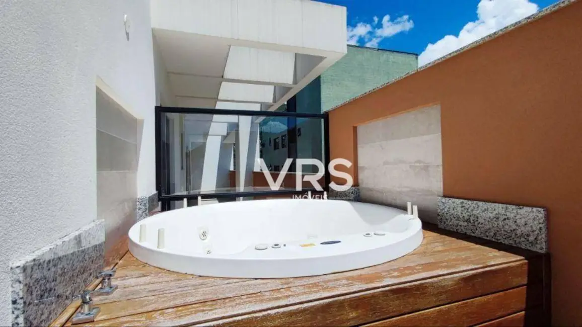 Cobertura com 3 quartos à venda, 208m2 em Agriões, Teresopolis - RJ - imagem 5 Foto 5 de Cobertura com 3 quartos à venda, 208m2 em Agriões, Teresopolis - RJ