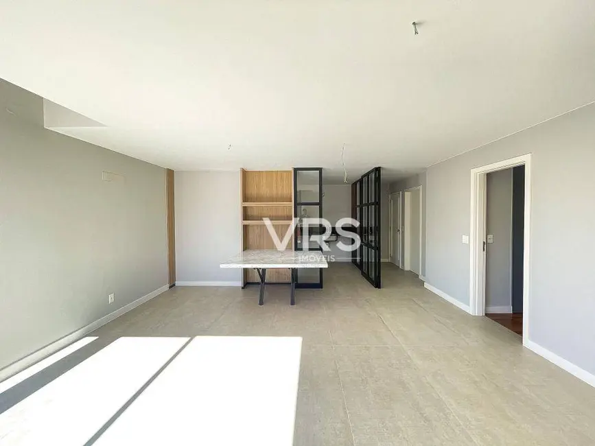 Cobertura com 3 quartos à venda, 208m2 em Agriões, Teresopolis - RJ - imagem 3 Foto 3 de Cobertura com 3 quartos à venda, 208m2 em Agriões, Teresopolis - RJ