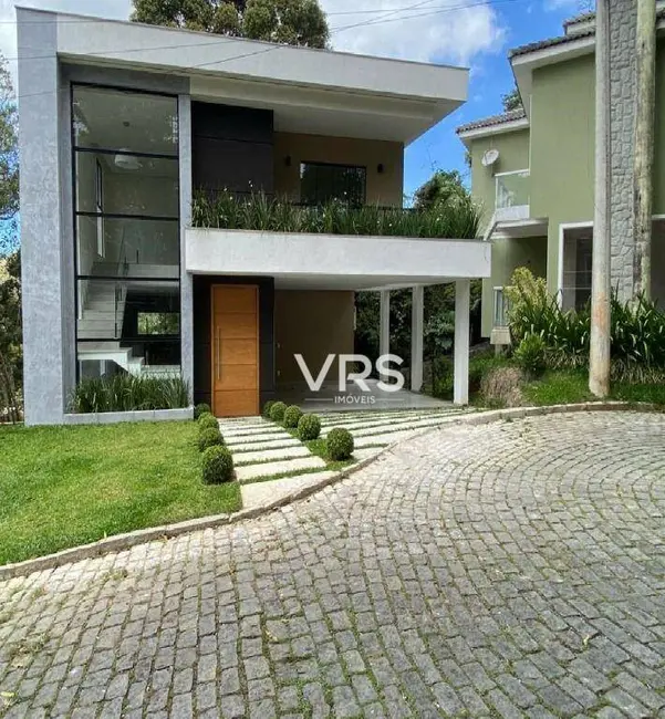 Foto 2 de Casa de Condomínio com 4 quartos à venda, 238m2 em Vargem Grande, Teresopolis - RJ