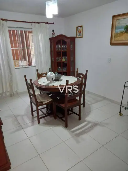 Foto 1 de Casa com 3 quartos à venda, 254m2 em Albuquerque, Teresopolis - RJ