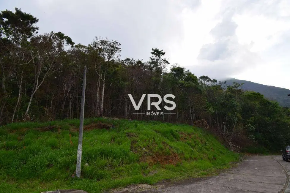 Terreno / Lote à venda, 6000m2 em Iucas, Teresopolis - RJ - imagem 3 Foto 3 de Terreno / Lote à venda, 6000m2 em Iucas, Teresopolis - RJ