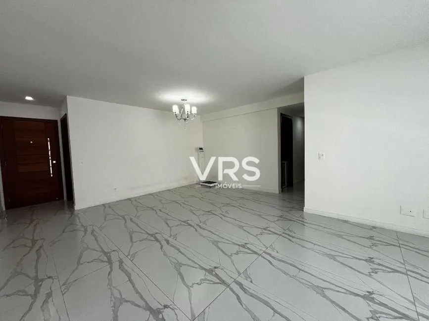 Foto 4 de Apartamento com 3 quartos à venda, 137m2 em Alto, Teresopolis - RJ