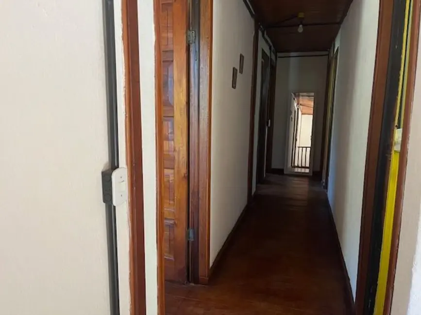 Casa com 10 quartos à venda, 1700m2 em Albuquerque, Teresopolis - RJ - imagem 9 Foto 9 de Casa com 10 quartos à venda, 1700m2 em Albuquerque, Teresopolis - RJ