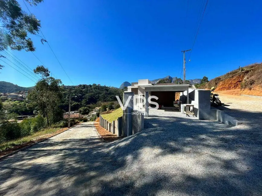 Foto 8 de Casa com 3 quartos à venda, 301m2 em Bonsucesso, Teresopolis - RJ