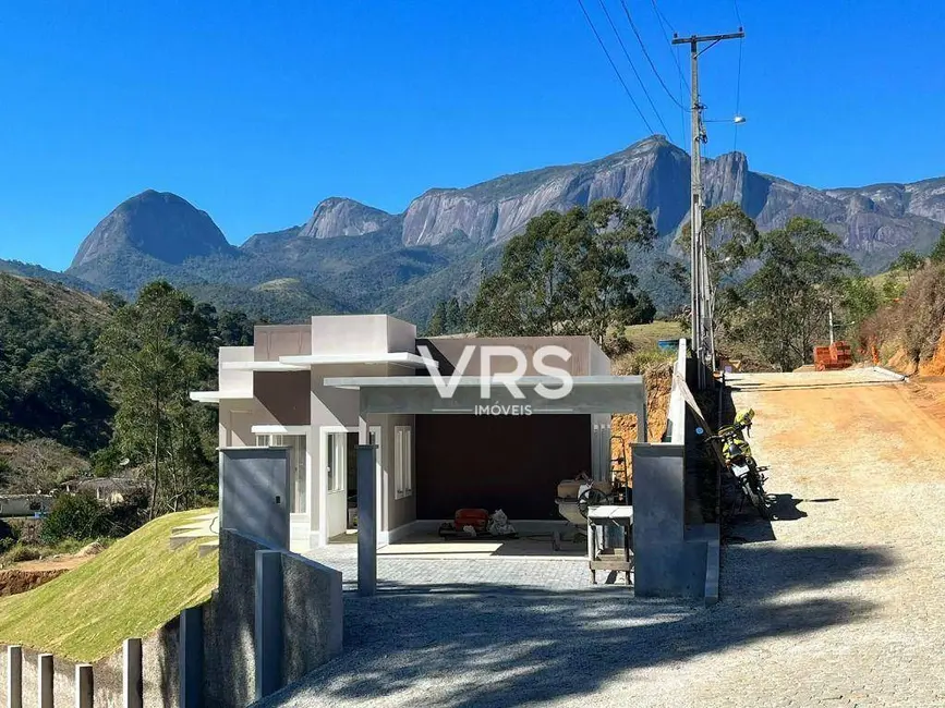 Foto 3 de Casa com 3 quartos à venda, 301m2 em Bonsucesso, Teresopolis - RJ