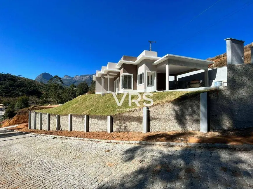 Foto 6 de Casa com 3 quartos à venda, 301m2 em Bonsucesso, Teresopolis - RJ