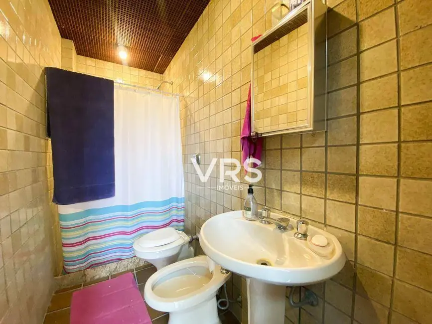 Casa de Condomínio com 5 quartos à venda, 56354m2 em Carlos Guinle, Teresopolis - RJ - imagem 4 Foto 4 de Casa de Condomínio com 5 quartos à venda, 56354m2 em Carlos Guinle, Teresopolis - RJ