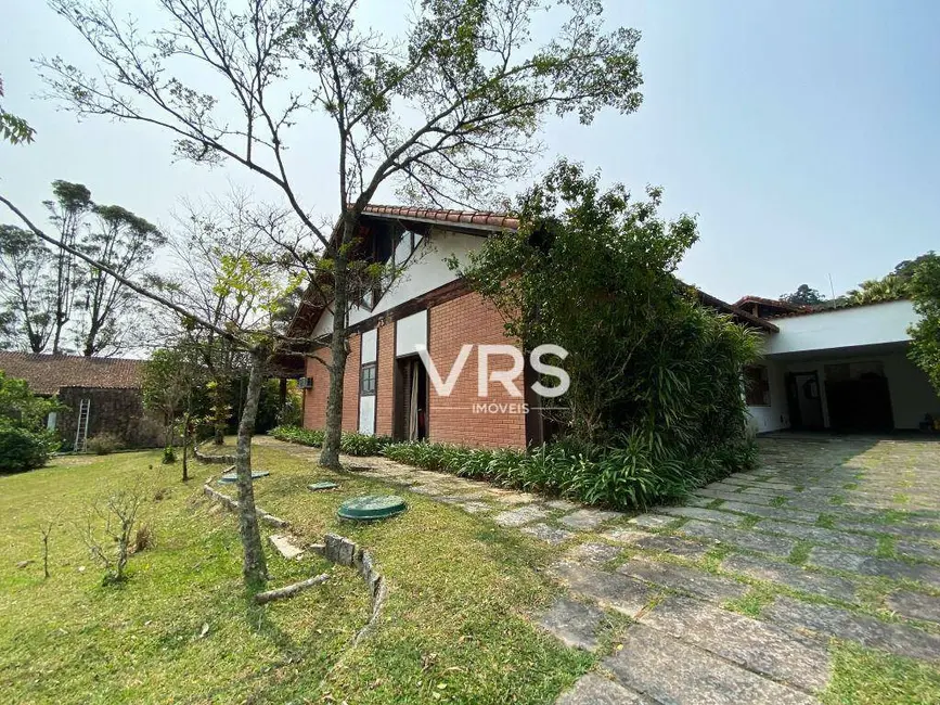 Casa de Condomínio com 5 quartos à venda, 56354m2 em Carlos Guinle, Teresopolis - RJ - imagem 1 Foto 1 de Casa de Condomínio com 5 quartos à venda, 56354m2 em Carlos Guinle, Teresopolis - RJ