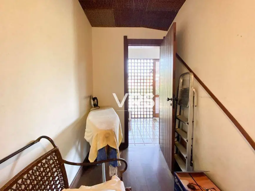 Casa de Condomínio com 5 quartos à venda, 56354m2 em Carlos Guinle, Teresopolis - RJ - imagem 5 Foto 5 de Casa de Condomínio com 5 quartos à venda, 56354m2 em Carlos Guinle, Teresopolis - RJ